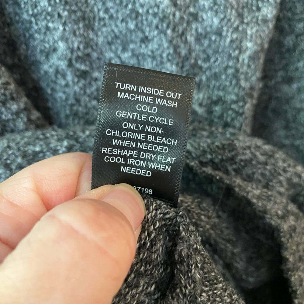 Tahari dark charcoal gray marled cowl neck sweater. L - Picture 4 of 5